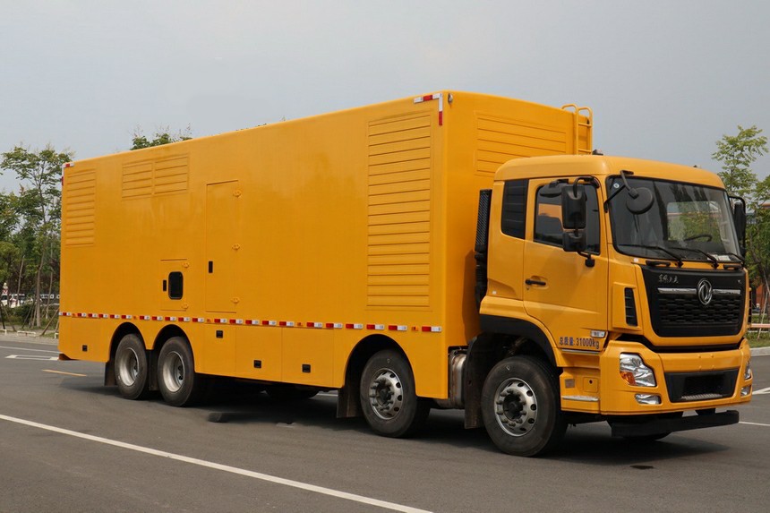東風(fēng)天龍前四后八電源車(chē)圖片2