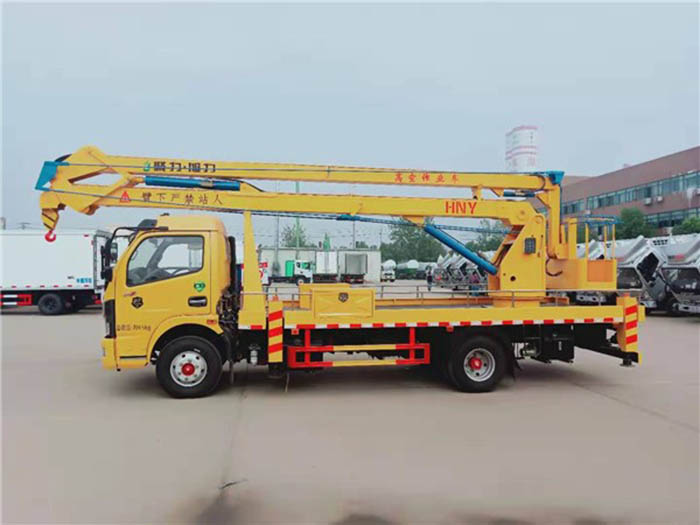 東風(fēng)18米高空作業(yè)車(chē)圖片2