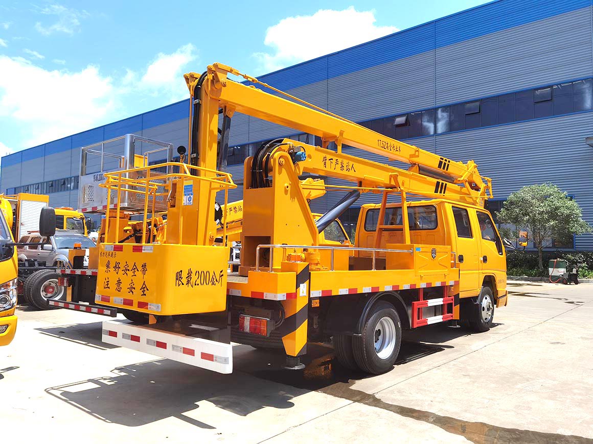 江鈴順達17.5米折疊臂黃牌高空作業(yè)車(chē)圖片4