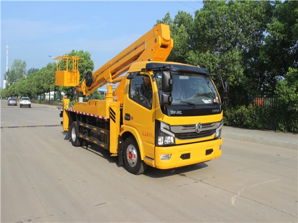東風(fēng)多利卡26米高空作業(yè)車(chē)圖片3
