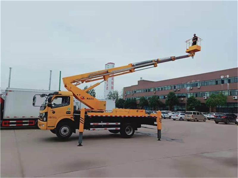 東風(fēng)22米高空作業(yè)車(chē)圖片2