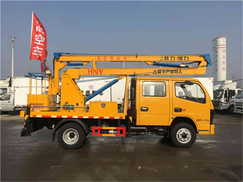 東風(fēng)12米高空作業(yè)車(chē)圖片3