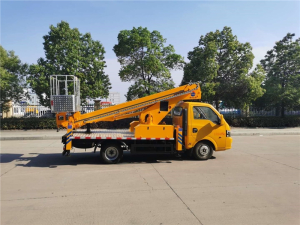 東風(fēng)途逸16米高空作業(yè)車(chē)圖片3
