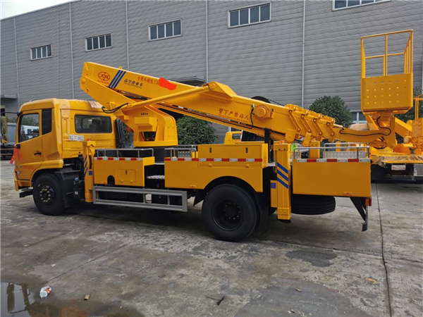 東風(fēng)天錦34米高空作業(yè)車(chē)圖片5