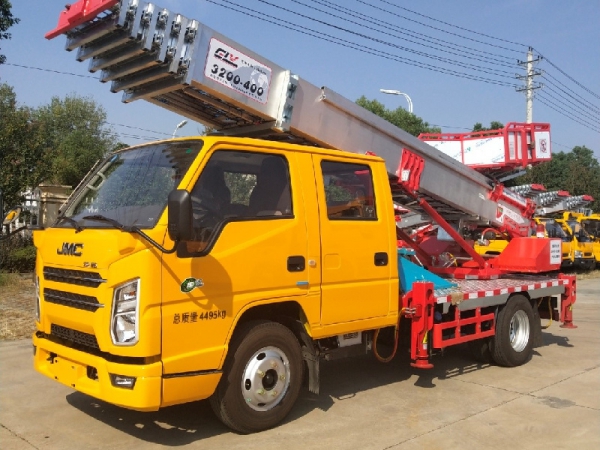 32米云梯車(chē)