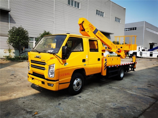 18S江鈴雙排高空作業(yè)車(chē)