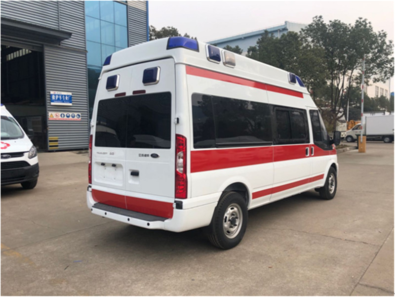 福特新世代V348長(cháng)軸高頂監護型救護車(chē)圖片4