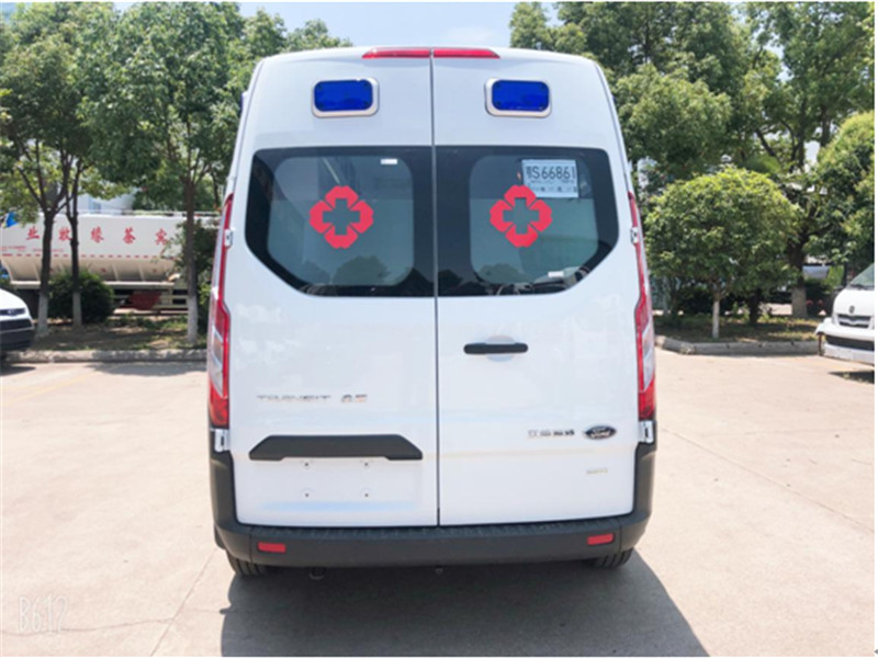 福特全順V362中軸中頂負壓救護車(chē)圖片4