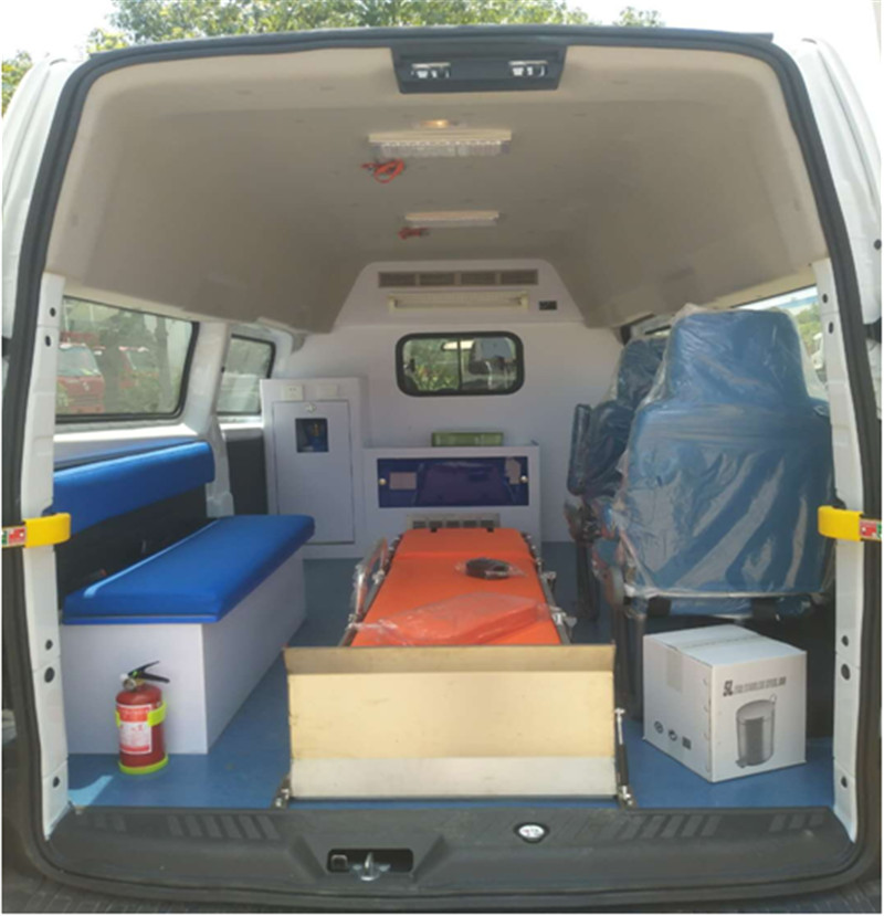 福特新世代V348短軸中頂運輸型救護車(chē)圖片3