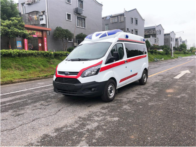 福特V362中軸中頂監護型救護車(chē)ABS內飾