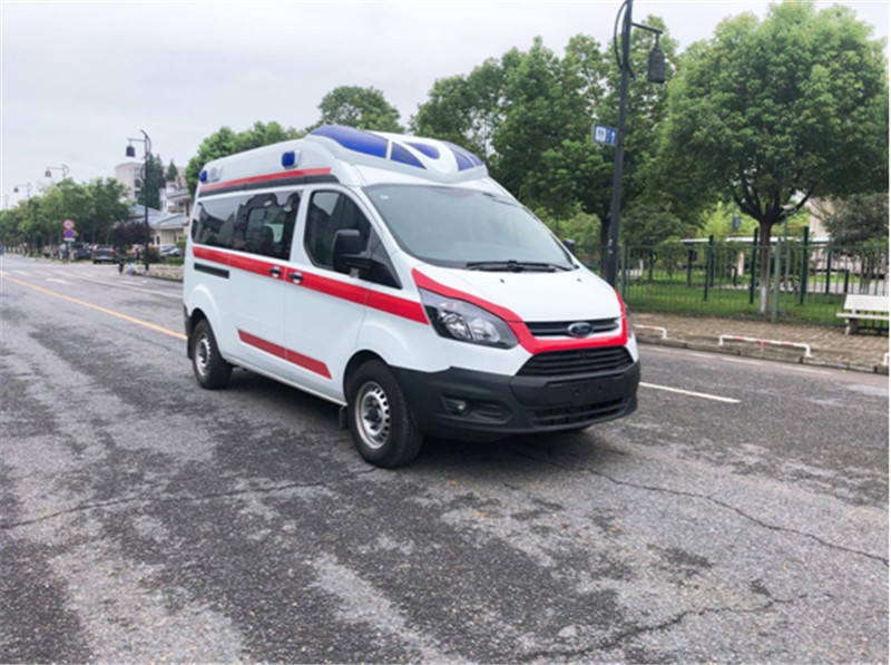 福特V362中軸中頂監護型救護車(chē)ABS內飾圖片3