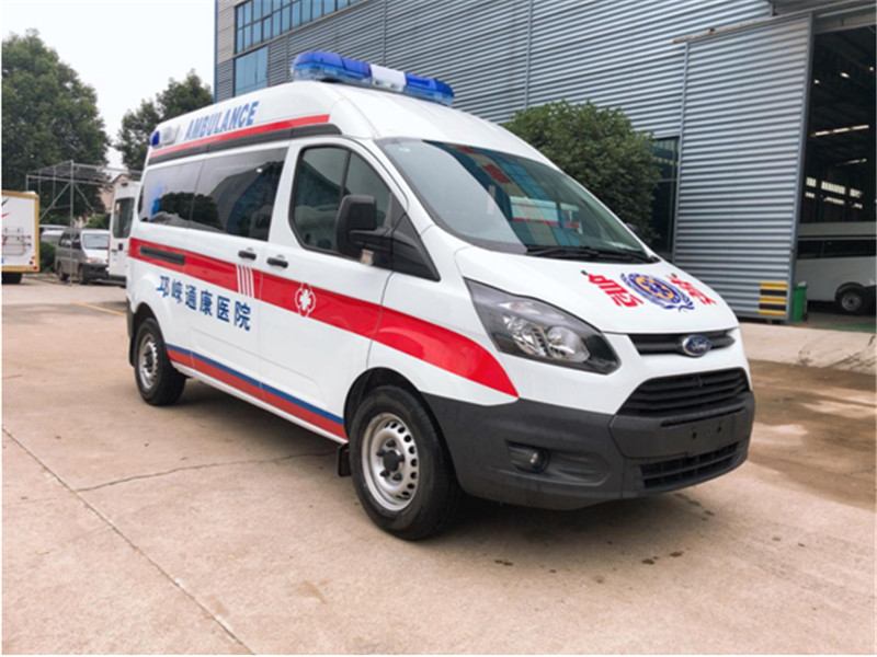 福特V362中軸中頂監護型救護車(chē)