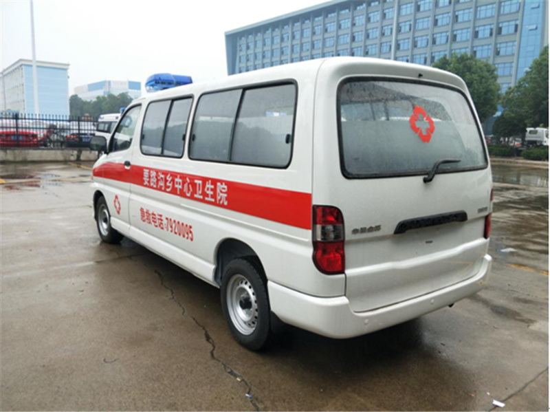 金杯新快運運輸型救護車(chē)圖片5