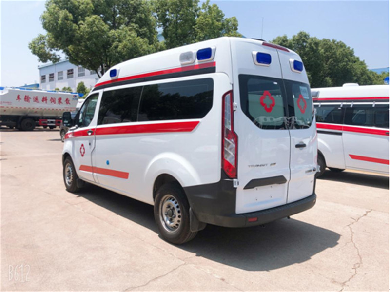 福特全順V362中軸中頂負壓救護車(chē)圖片5