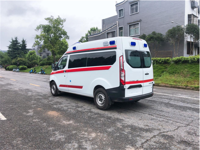 福特V362中軸中頂監護型救護車(chē)ABS內飾圖片5