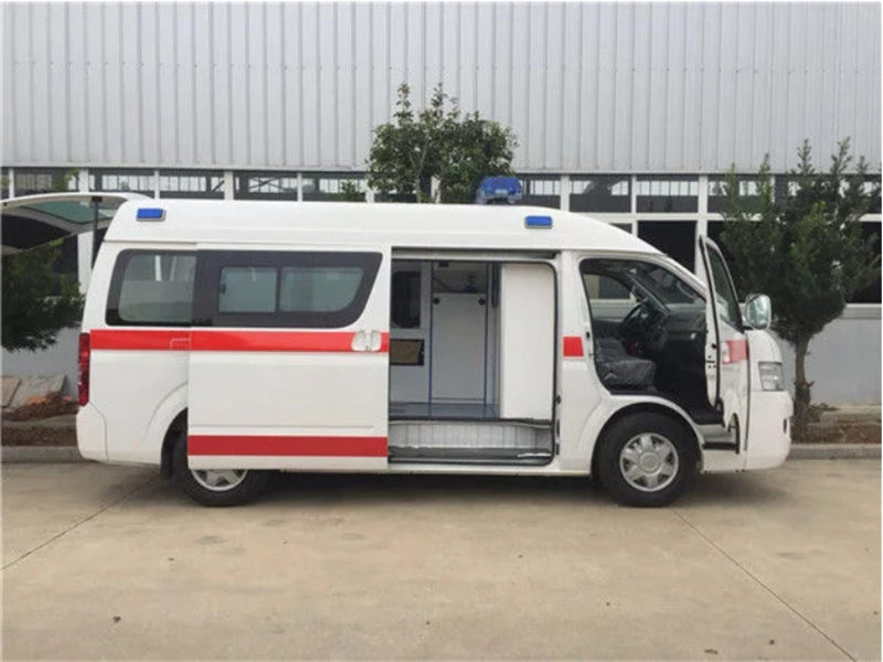 福田G7運輸型救護車(chē)圖片3