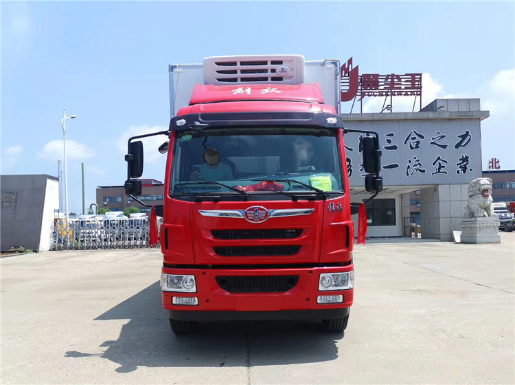 解放麟VH6.8米冷藏車(chē)圖片3
