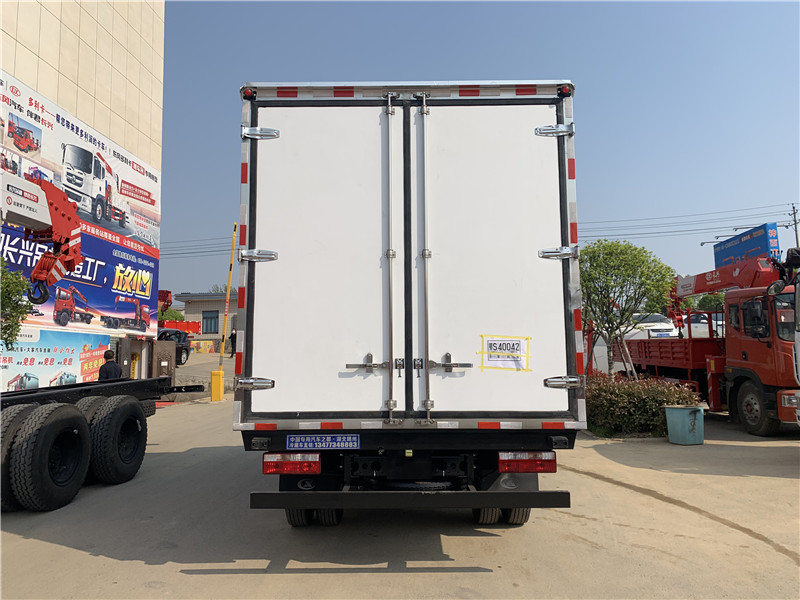 江淮駿鈴V6,4.2米藍牌冷藏車(chē)圖片4