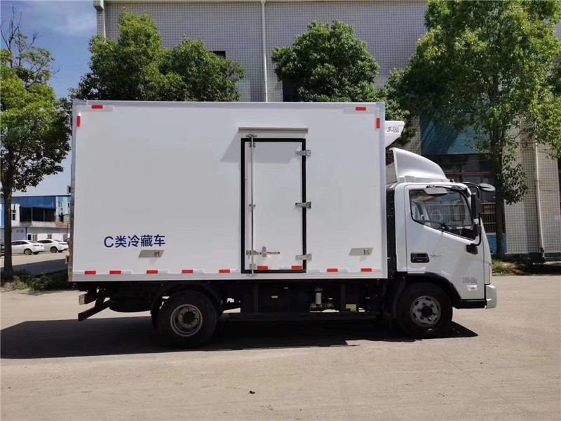 福田歐馬可156馬力藍牌冷藏車(chē)圖片3