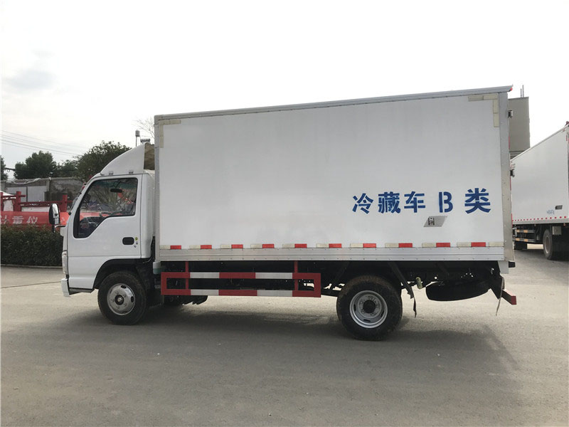 五十鈴100P藍牌冷藏車(chē)圖片4
