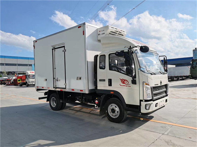 重汽豪沃濰柴160馬力藍牌冷藏車(chē)圖片2