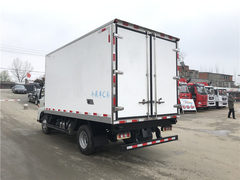 江淮帥鈴E4.2米藍牌冷藏車(chē)圖片3