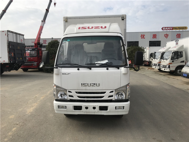 五十鈴100P藍牌冷藏車(chē)圖片2