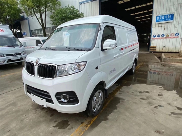 金杯X30L冷藏車(chē)