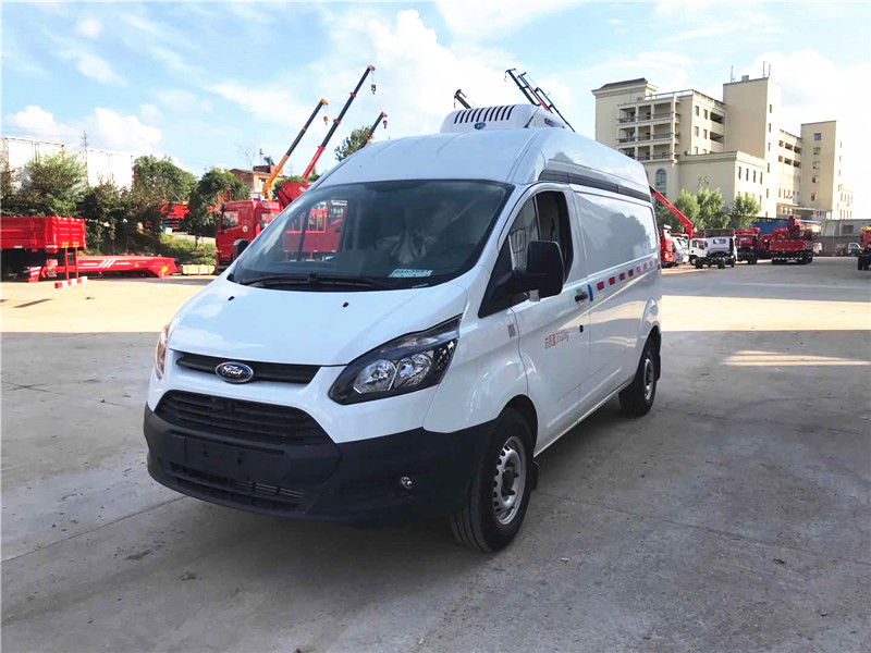 江鈴福特面包冷藏車(chē)