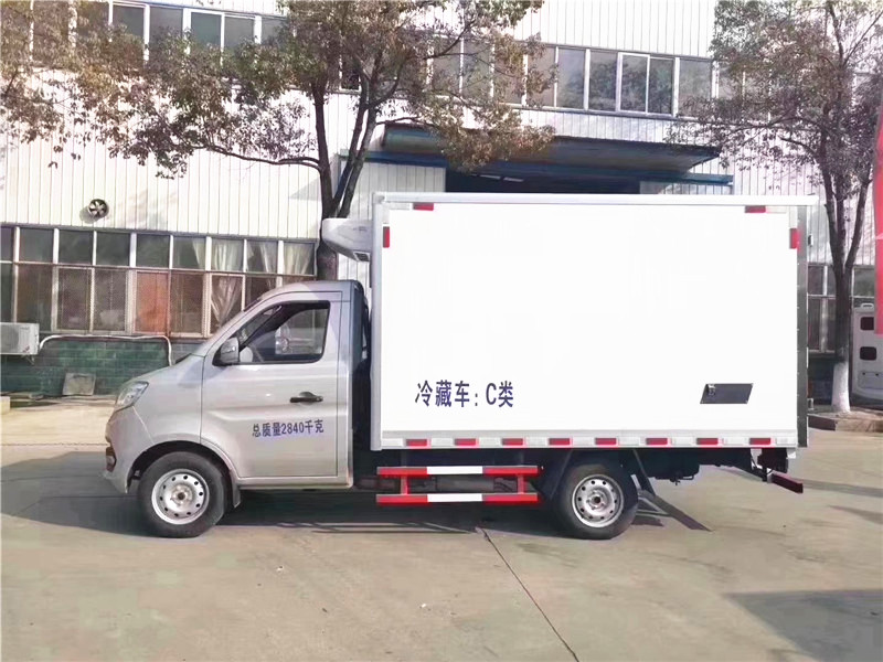 長(cháng)安跨越王3米冷藏車(chē)圖片2