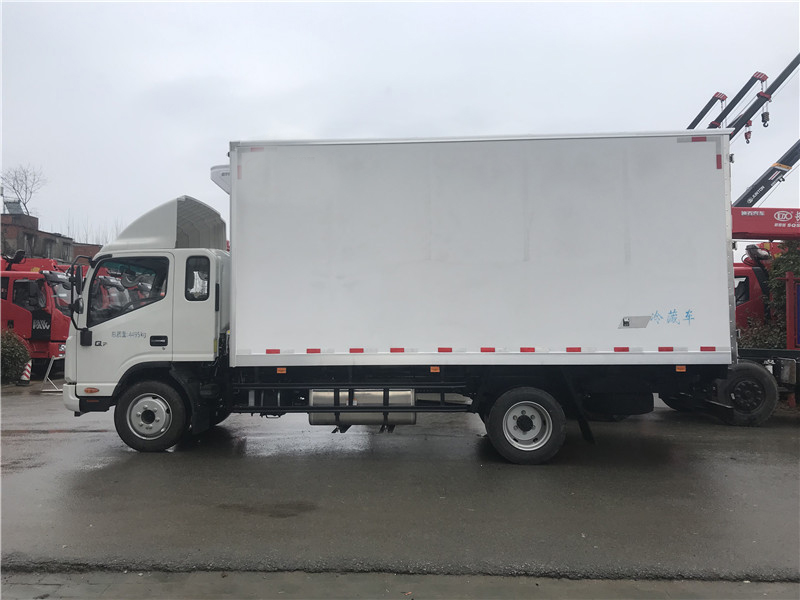 江淮帥鈴Q7黃牌冷藏車(chē)圖片3