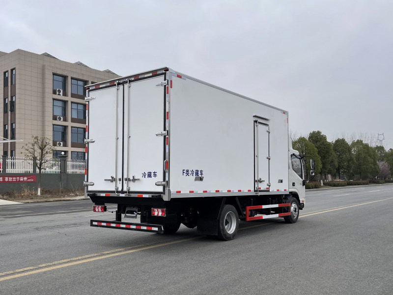 江淮5.2米冷藏車(chē)圖片3