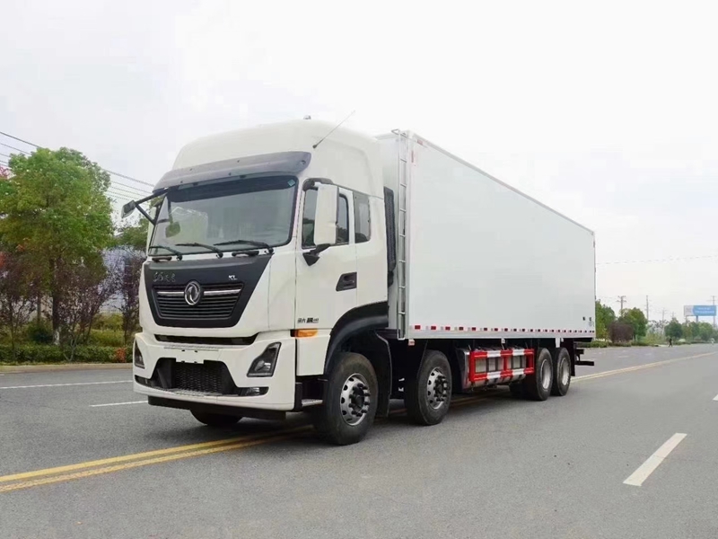 東風(fēng)天龍KL前四后八冷藏車(chē)圖片5