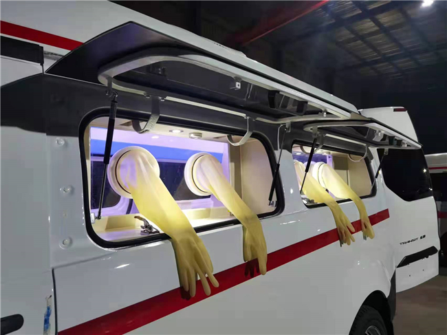江鈴福特全順V362核酸取樣車(chē)圖片5