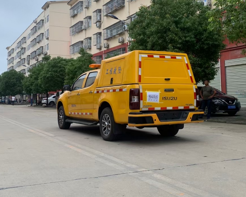 五十鈴皮卡排水搶險車(chē)工程救險車(chē)圖片3