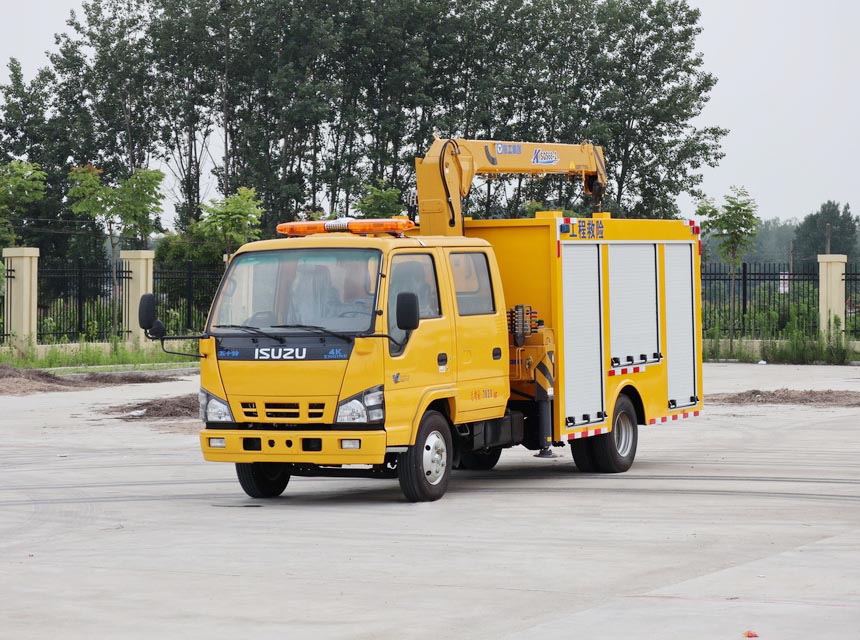 五十鈴雙排直臂吊排水搶險車(chē)工程救險車(chē)