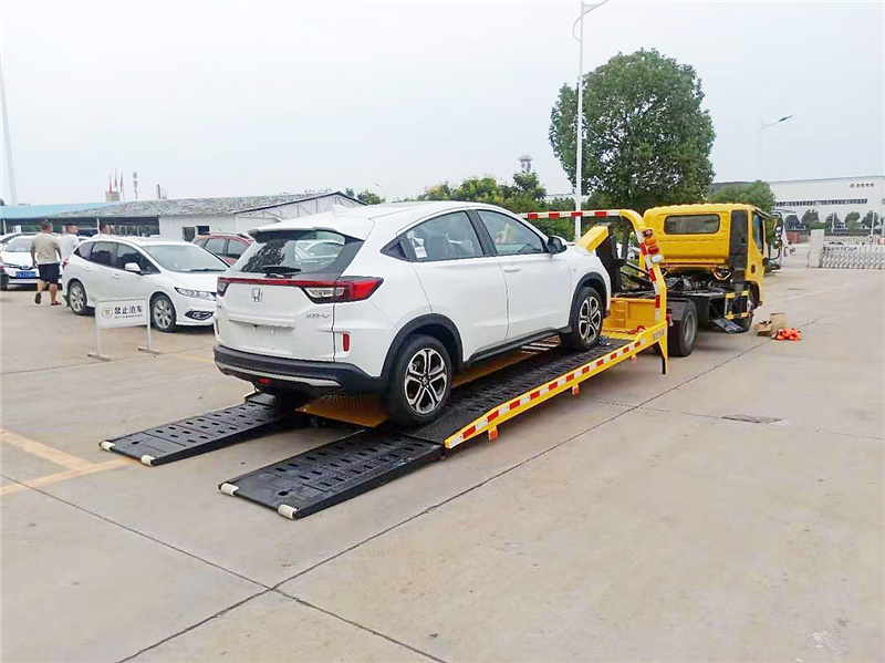 江淮駿鈴V5藍牌清障車(chē)圖片2