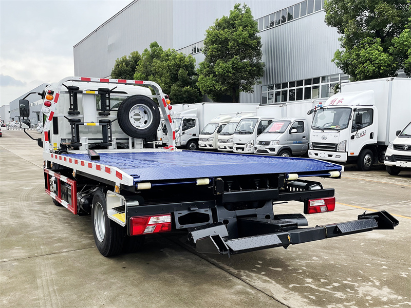 江鈴凱運伸縮板一拖二清障車(chē)圖片2