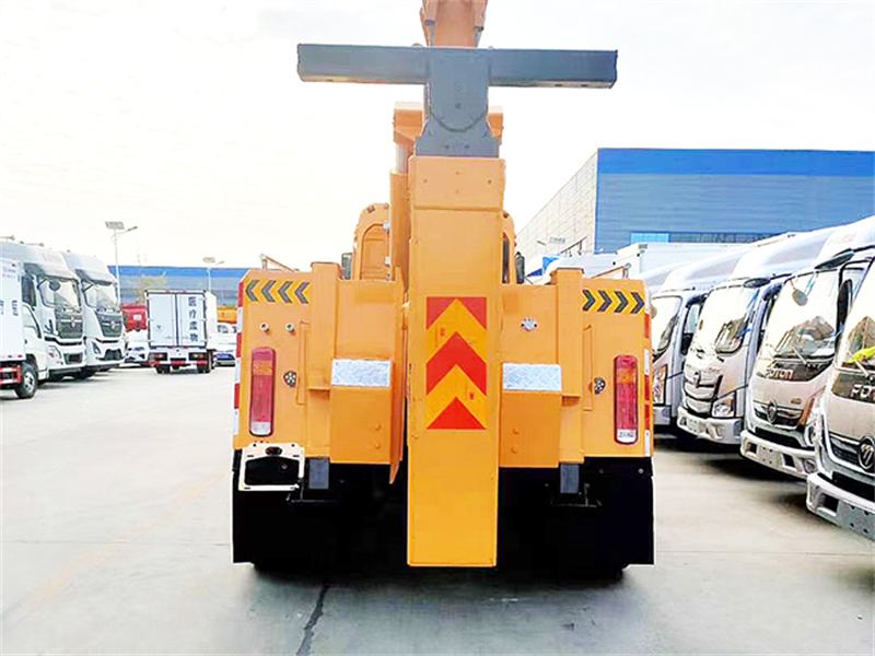 重汽豪沃前四后八拖吊聯(lián)體清障車(chē)圖片3