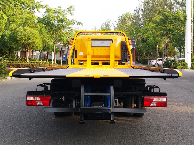 江鈴凱銳黃牌一體板清障車(chē)圖片3