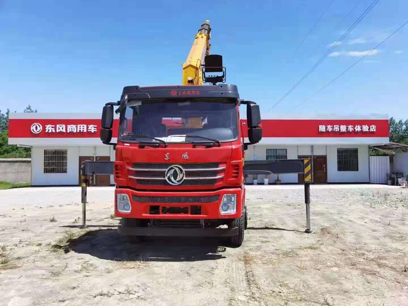 東風(fēng)K5后八輪隨車(chē)吊圖片5