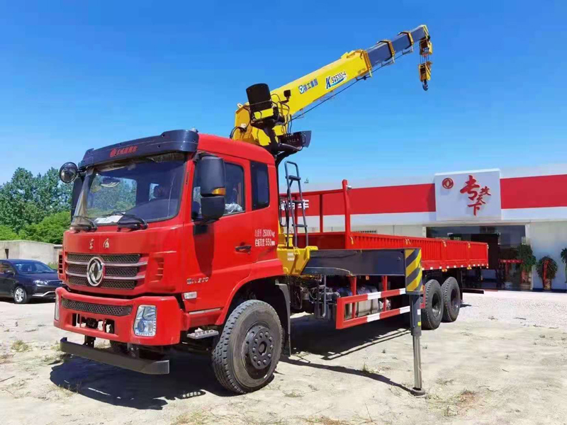 東風(fēng)K5后八輪隨車(chē)吊