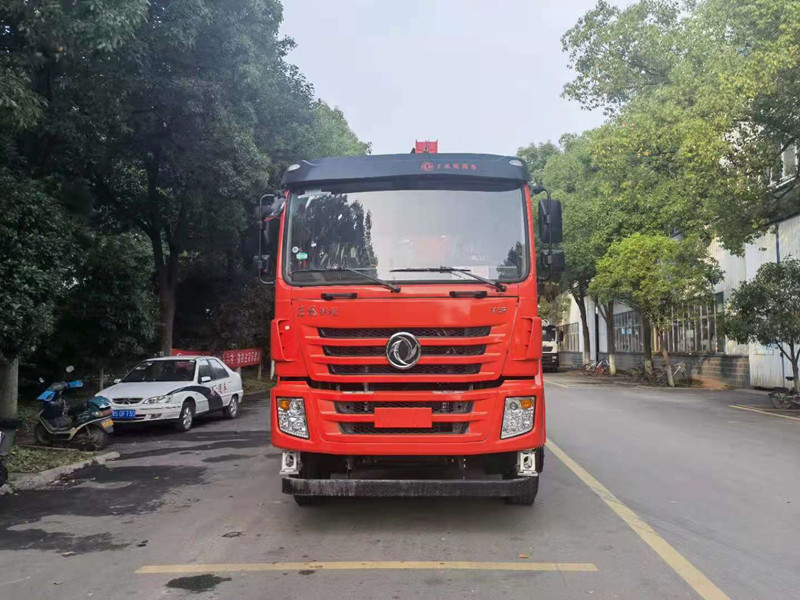 東風(fēng)錦程V6P前四后八折臂吊圖片2