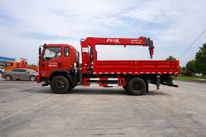 東風(fēng)D912 單橋隨車(chē)吊圖片4