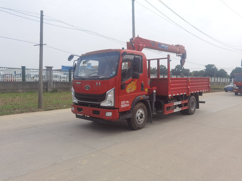 重汽豪曼6.3噸隨車(chē)吊廠(chǎng)家直銷(xiāo)