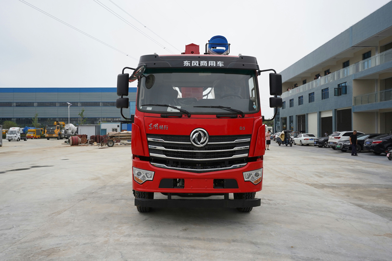 東風(fēng)暢行D3后雙橋隨車(chē)吊圖片3