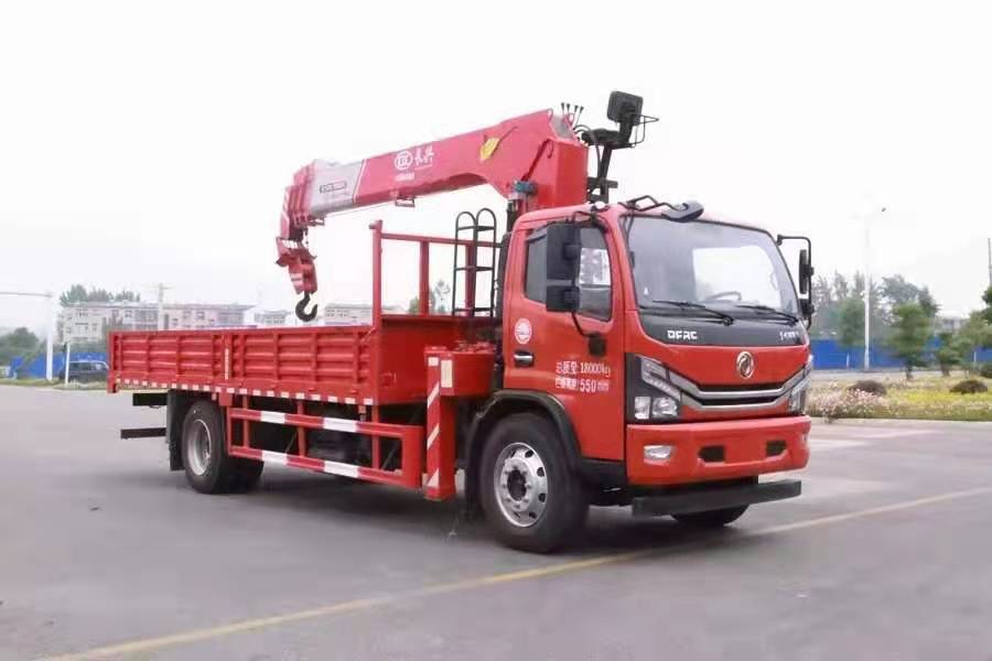 東風(fēng)多利卡D8單橋隨車(chē)吊圖片2