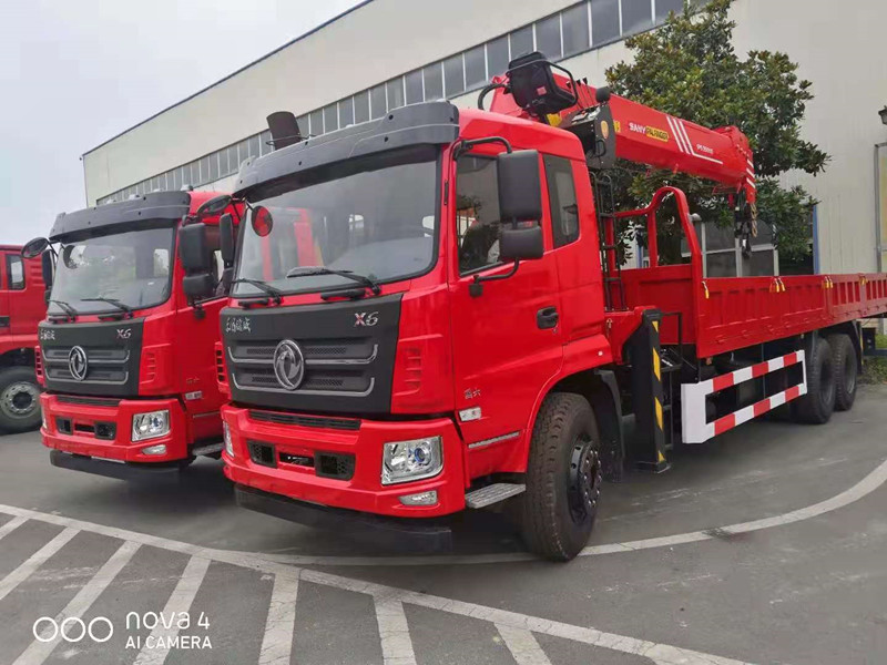 東風(fēng)途威X6后雙橋新款隨車(chē)吊