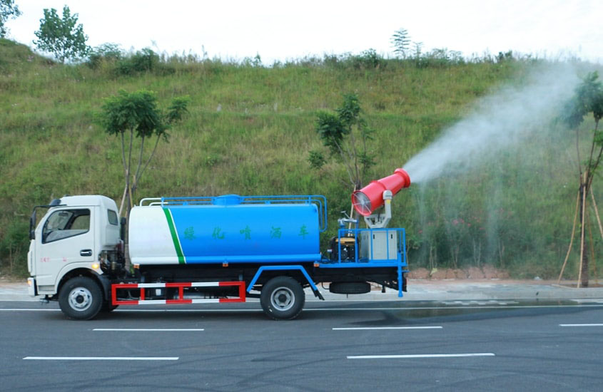 東風(fēng)20方綠化噴灑運水車(chē)高炮功能演示