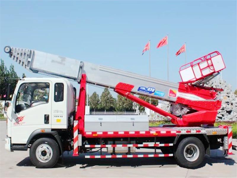 重汽豪沃38米云梯搬家車(chē)圖片3